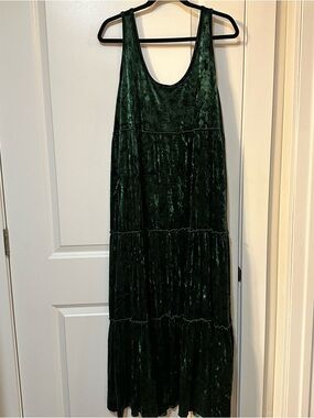 NATURAL LIFE Dark Green Velvet Tiered Maxi Dress